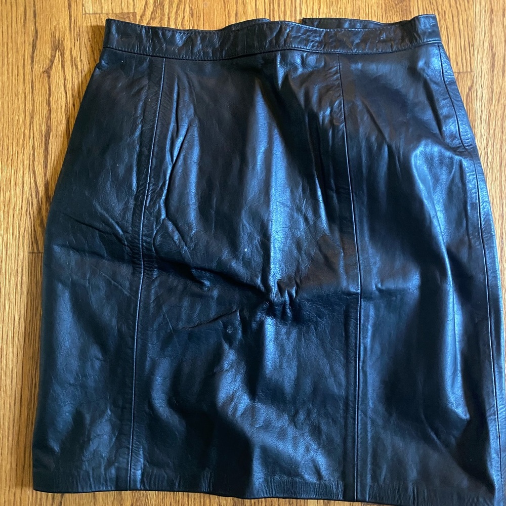 3/$25 Sale | Boutique Black Pleather Above the Knee Skirt